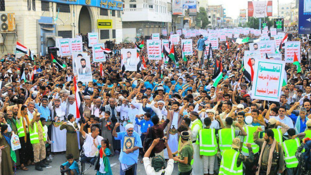 Mass Demonstrations Across 248 Squares in Al-Hodeidah Condemn the Genocide in Gaza
