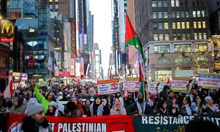 Massive March in New York Demands End to Aggression on Gaza