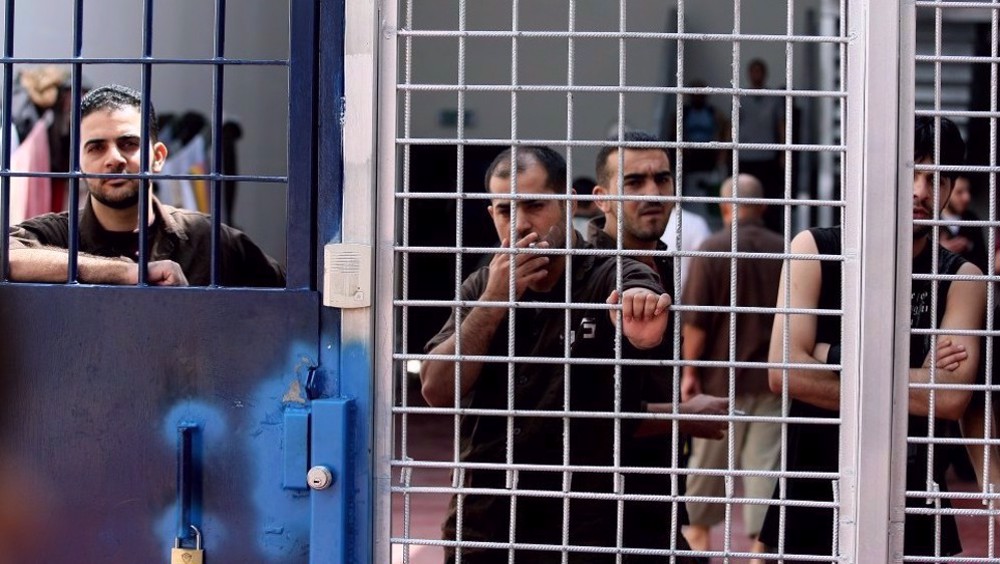 Israel deliberately infecting Palestinian prisoners, denying them treatment: Rights group