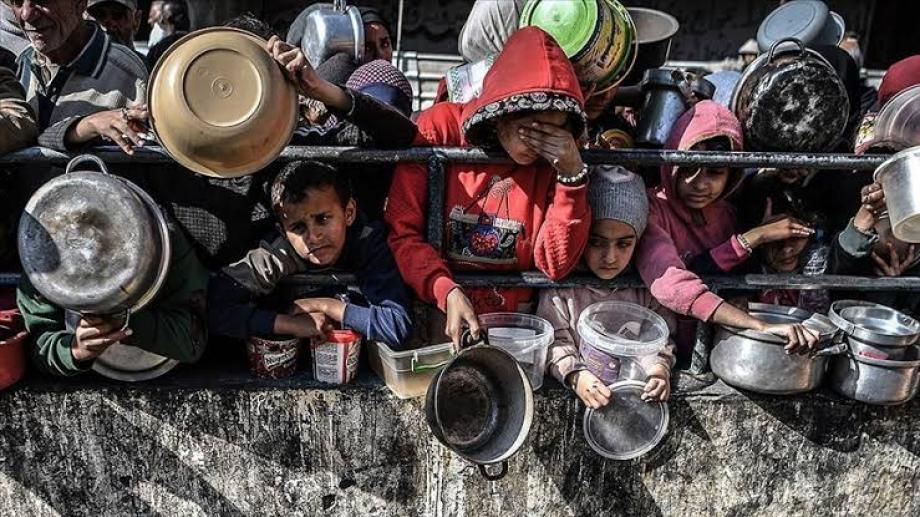 Gaza: Only 36 aid trucks allowed in yesterday, more people die of starvation