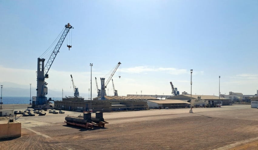 Israeli Media: Due to Yemeni attacks, the port of Umm al-Rashrash is in its worst crisis