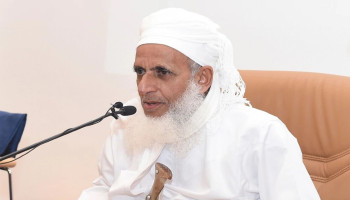 مفتي عُمان: نشكر أبطال اليمن الذين ما فتؤا يواجهون كيان العدو بالقوة والصرامة
