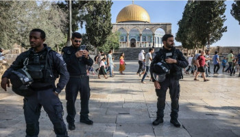 عشرات المستوطنين يقتحمون الأقصى المبارك