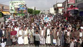 أبناء محافظة البيضاء: الشعب اليمني لن يكتفي ببيانات الإدانة أمام جرائم اليهود وسيرد بكل الوسائل