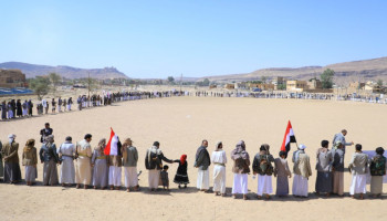 وقفة لقبائل العبدين وغراز بصعدة تنديداً بمجازر العدو الصهيوني في غزة