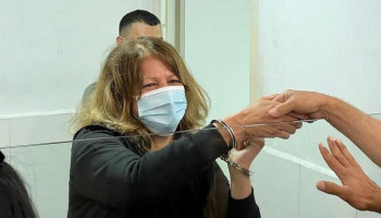 الكيان الصهيوني يمدد مجددًا اعتقال سناء سلامة زوجة الشهيد وليد الدقة