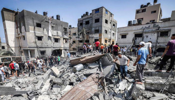 15 شهيداً وعشرات المصابين في مجزرة للعدو الصهيوني جنوبي غزة