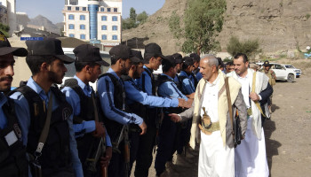 الشغدري يتفقد المرابطين في جبهة دمت ومريس بالضالع