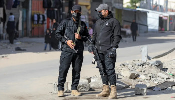 الداخلية بغزة تدين استهداف العدو الصهيوني لعناصرها في النصيرات