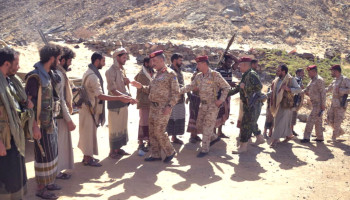 اللواء البزاغي يتفقد المرابطين في جبهة الجوبة بمحافظة مأرب
