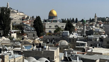 محافظة القدس: العدو يستغل التوتر الإقليمي لتوسيع الاستيطان وعزل المدينة