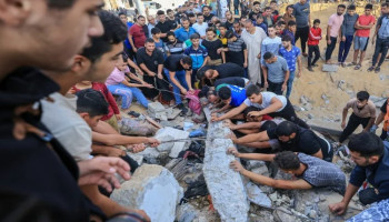 استشهاد ثلاثة فلسطينيين بقصف صهيوني شرقي مدينة غزة