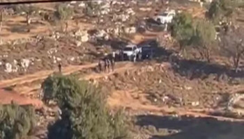 مستوطنون صهاينة يهاجمون قرية دير جرير شرقي رام الله