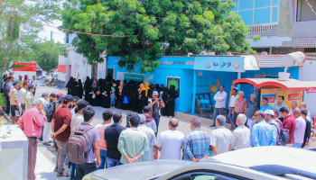 جامعة الحديدة تشهد وقفات تنديداً بالعدوان الصهيوني الأمريكي على غزة وإيران