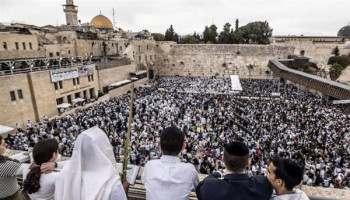 العدو الصهيوني يحوّل المسجد الأقصى إلى قاعة احتفالات استيطانية بحفل زفاف في باحاته