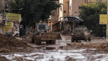 العدو الصهيوني يواصل عدوانه على طولكرم لليوم الـ160 على التوالي