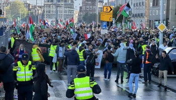 مظاهرة في هولندا ضد شركة تصدر قطع غيار مقاتلات "إف-35" للعدو