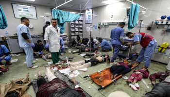 صحة غزة : كارثة وشيكة تهدد حياة آلاف المرضى  بسبب نقص الأدوية