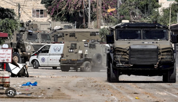 قوات العدو تعتقل طفلًا من طوباس وتقتحم مناطق في بيت لحم بالضفة