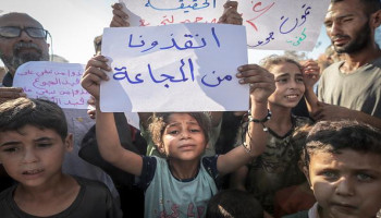 حركاتُ المقاومة الفلسطينية تحمل نتنياهو والإدارة الأمريكية المسؤولية عن تجويع غزة