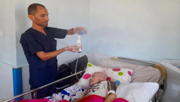 "الأورومتوسطي": وفاة 1200 مسن في غزة بسبب التجويع والحرمان من العلاج