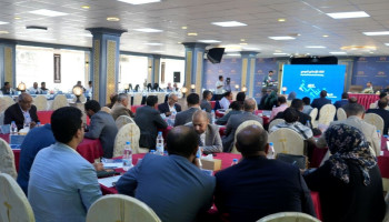 المشاركون في اللقاء الإنساني الموسع بصنعاء يطالبون المنظمات الدولية بإعادة تمويل البرامج المستدامة