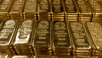 أسعار الذهب تشهد استقراراً عالمياً وتراجع الفضة والبلاتين