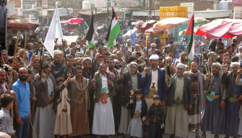 مسيرات جماهيرية بمحافظة صنعاء نصرة لغزة ورفضا لصفقات الخداع والخيانة