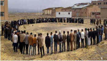 وقفة بكلية المجتمع سنحان - بلاد الروس تنديدًا بالإساءة الأمريكية للقرآن الكريم