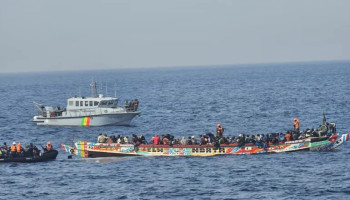 مقتل 12 وفقدان العشرات إثر غرق قارب قبالة سواحل السنغال