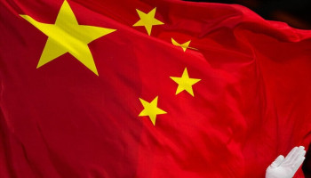 الصين ترفض التدخل في الشؤون الداخلية لإيران والتهديد باستخدام القوة