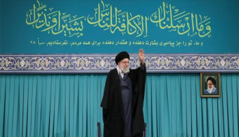 السيد خامنئي: الرئيس الأميركي مجرم.. والشعب الإيراني قصم ظهر الفتنة