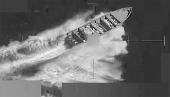 عائلات ضحايا استهداف قارب في الكاريبي تقاضي واشنطن بتهمة القتل غير القانوني