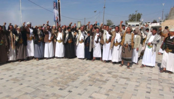 قيادات وكوادر هيئة الموارد المائية وفروعها يزورون ضريح شهيد القرآن بصعدة