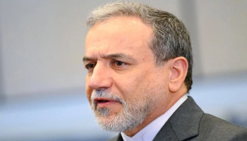 عراقتشي: الولايات المتحدة تتوسل للعالم لشراء النفط الروسي