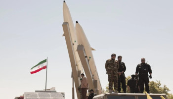 حرس الثورة يستهدف القواعد الأميركية بالصواريخ والمسيرات ضمن الموجة الـ49 لعملية الوعد الصادق