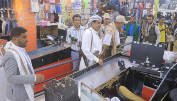 الحديدة .. البشري يدّشن مشروع الكسوة العيدية بتمويل هيئة الزكاة