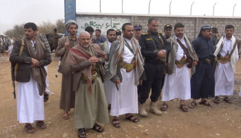 محافظ الجوف يتفقد أحوال المرابطين في النقاط الأمنية بعيد الفطر المبارك