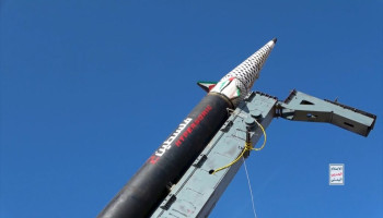 القوات المسلحة تقصف أهدافاً حساسة للعدو الصهيوني جنوبي فلسطين المحتلة