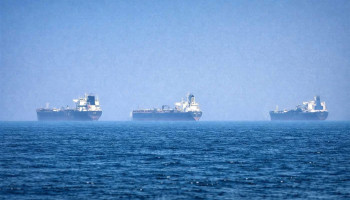 ماليزيا تعلن عبور سفينة تجارية مضيق هرمز بموافقة إيرانية