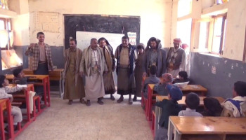 محافظ مأرب يتفقد أنشطة الدورات الصيفية بمديرية صرواح