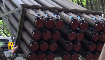 المقاومة اللبنانية تستهدف بنى تحتية وتجمعات العدو بالمسيرات والصواريخ