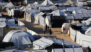 بلديات غزة تحذر من انهيار خدمي وبيئي بسبب الحصار الصهيوني ومنع الوقود