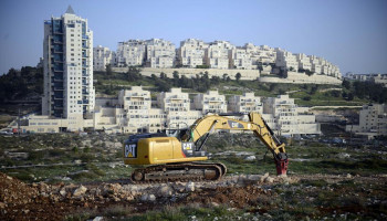 العدو الصهيوني يصادق على بناء 2162 وحدة استيطانية في الضفة الغربية
