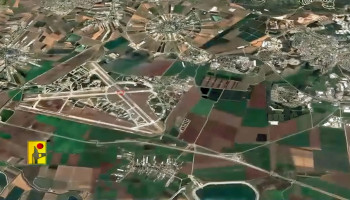 توثيق الأقمار الصناعية يكشف: صاروخ إيراني أصاب حظيرة طائرات للعدو الصهيوني