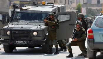 قوات العدو تنفذ عمليات اقتحام واسعة لعدد من مدن الضفة الغربية