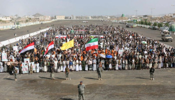 أبناء محافظة تعز يحتشدون في 86 مسيرة تنديداً بالإساءة الأمريكية للكعبة المشرفة
