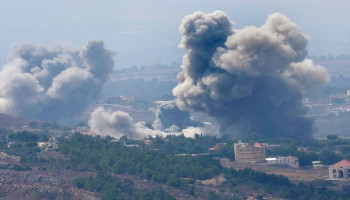 العدو الصهيوني يواصل عدوانه على الجنوب اللبناني بالقصف والتفجير واستهداف القرى الحدودية