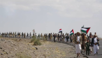 مسير راجل ووقفة في همدان بصنعاء تأكيدًا على الجهوزية لإنهاء العدوان