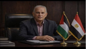 العدو الصهيوني يغتال مسؤولًا بارزًا في اللجنة المصرية بغزة